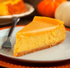 Pumpkin pie cheesecake - Dr. Axe
